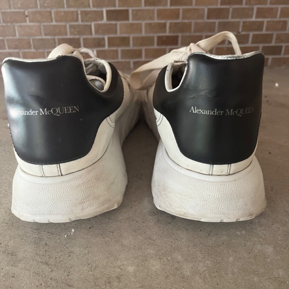 Alexander McQueen Court Snekers EU42.5 / US9.5 - Picture 5 of 10